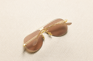 Leo 24K Rosé Sunglasses – Back View | 24K Gold Plated Titanium | Inui Lens – Rosé | L'Écurie Paris