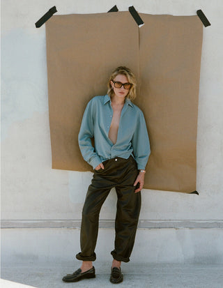 Chelsea Frei wearing L’Écurie Paris Victor sunglasses in a full-length portrait for Vestal Magazine.